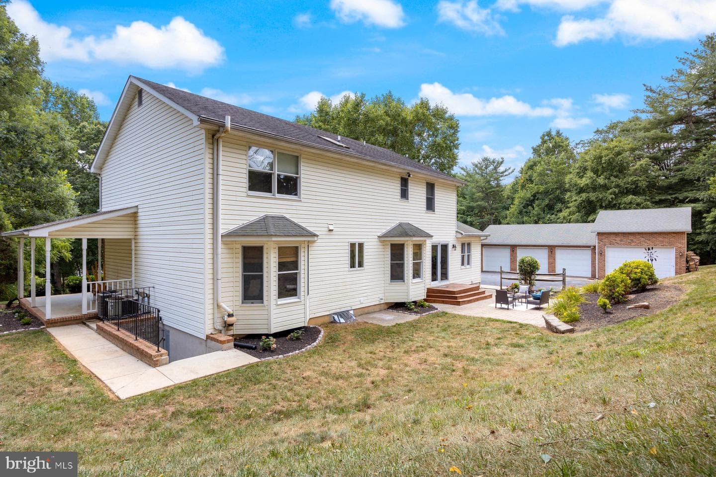 2420 Twin Knolls Circle photo 35