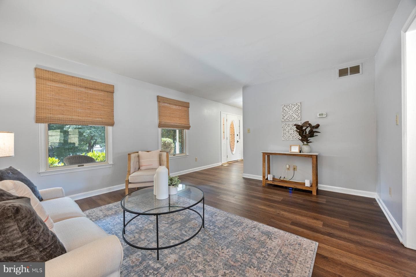 2420 Twin Knolls Circle photo 4