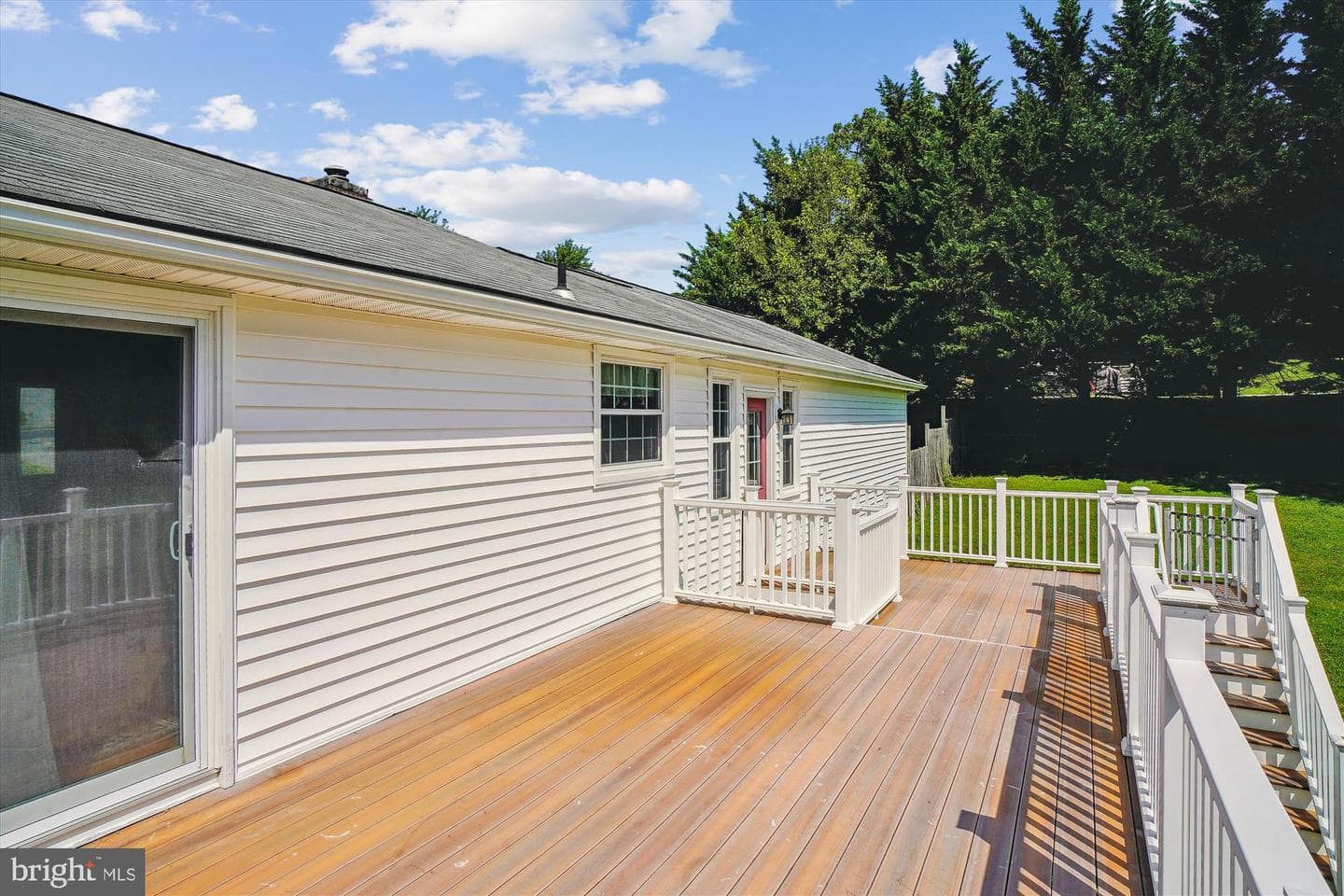5001 Woodbine Road photo 3