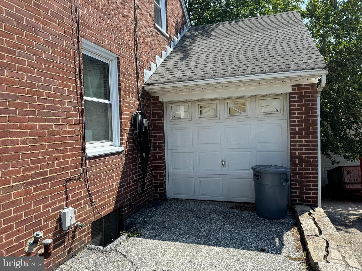 617 Littlestown Pike photo 2