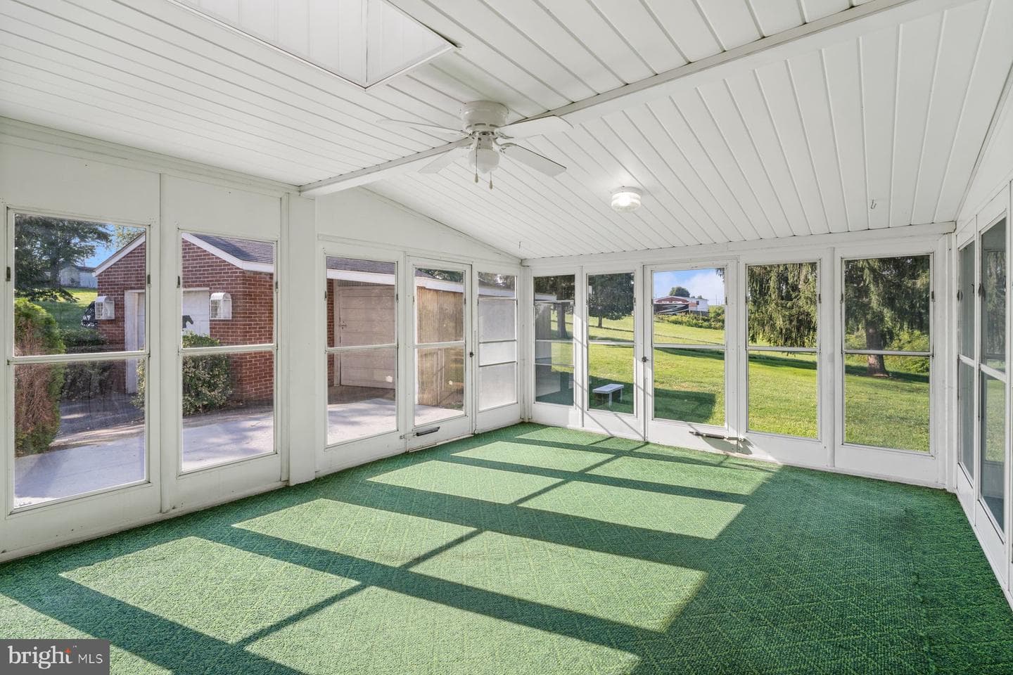 15 Pleasant Valley Road photo 13