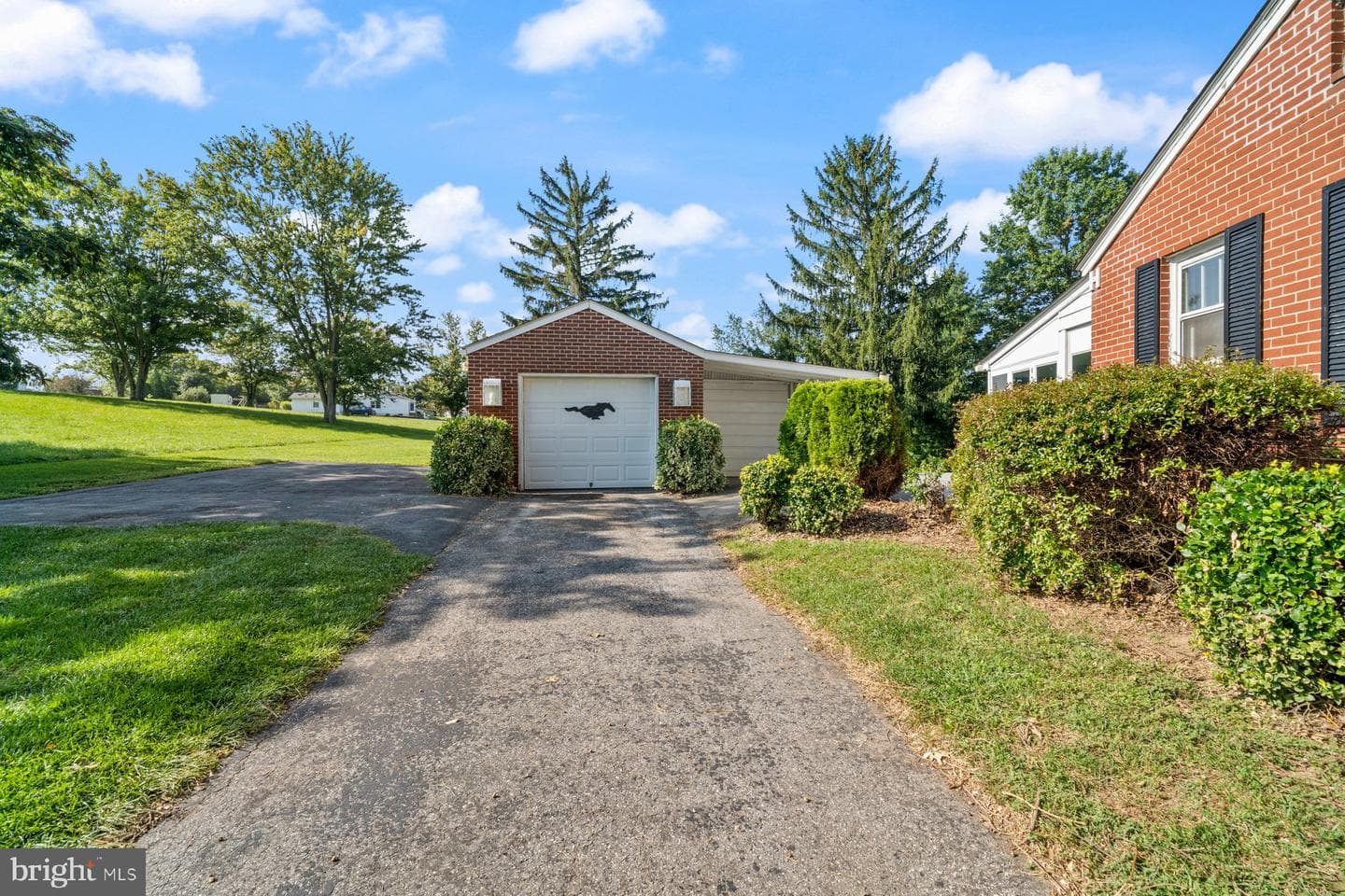 15 Pleasant Valley Road photo 34