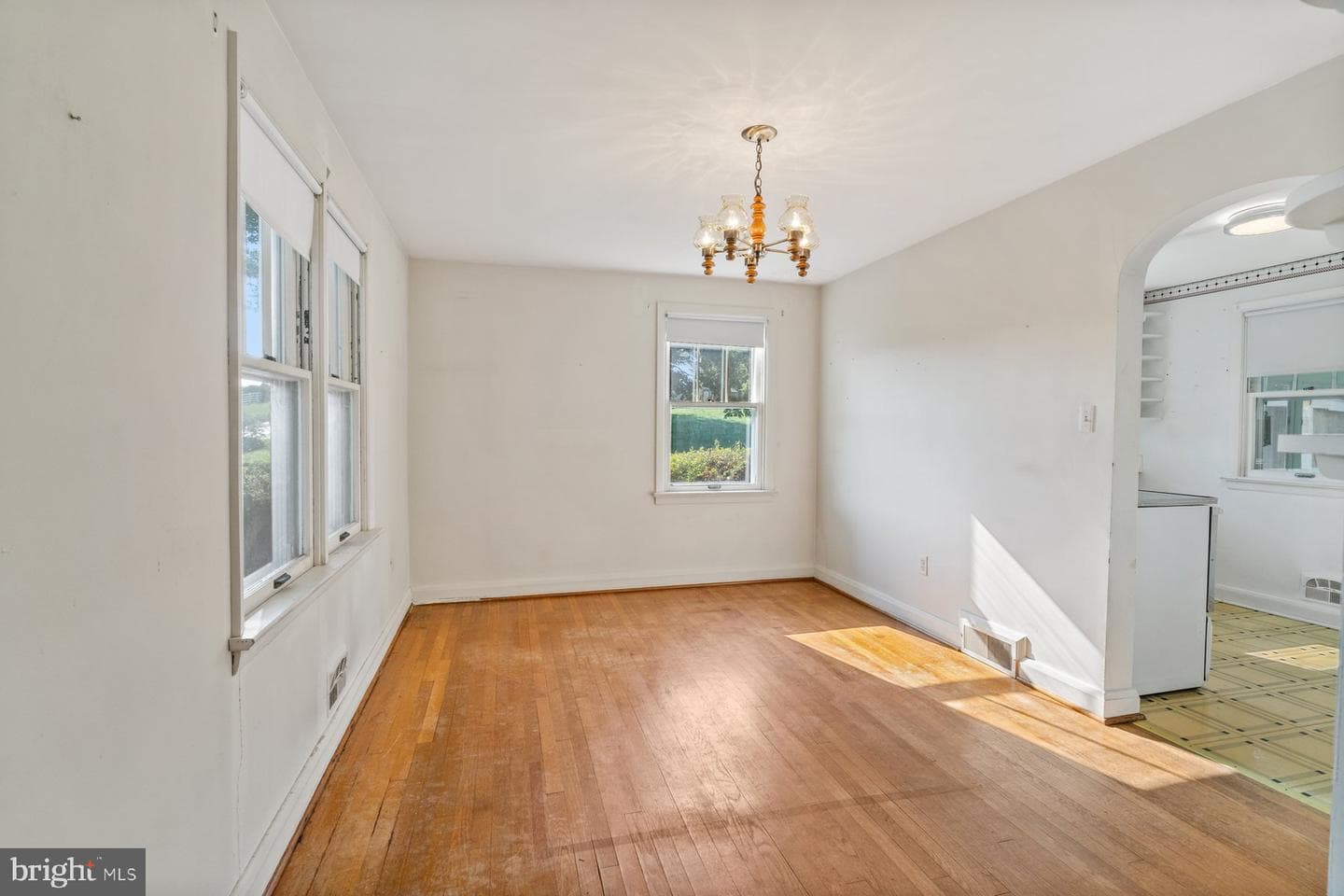 15 Pleasant Valley Road photo 7