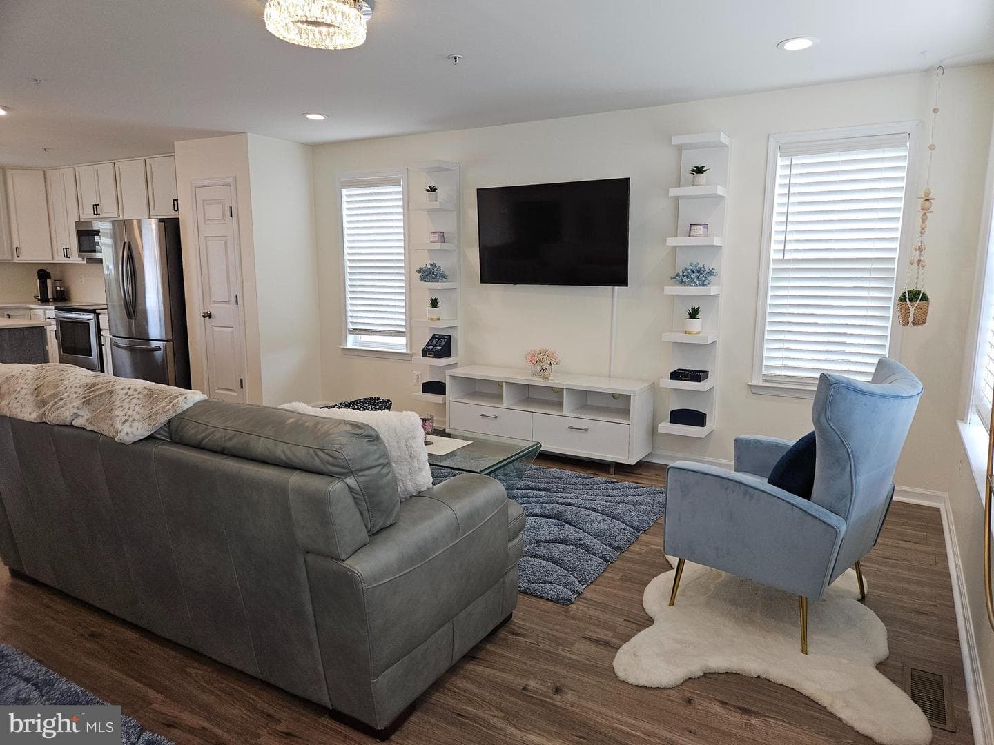 341 Crimson Avenue photo 12