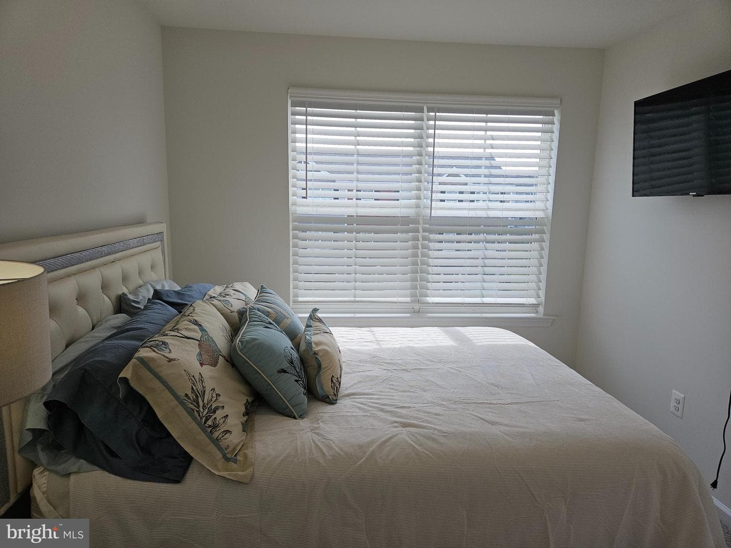 341 Crimson Avenue photo 18