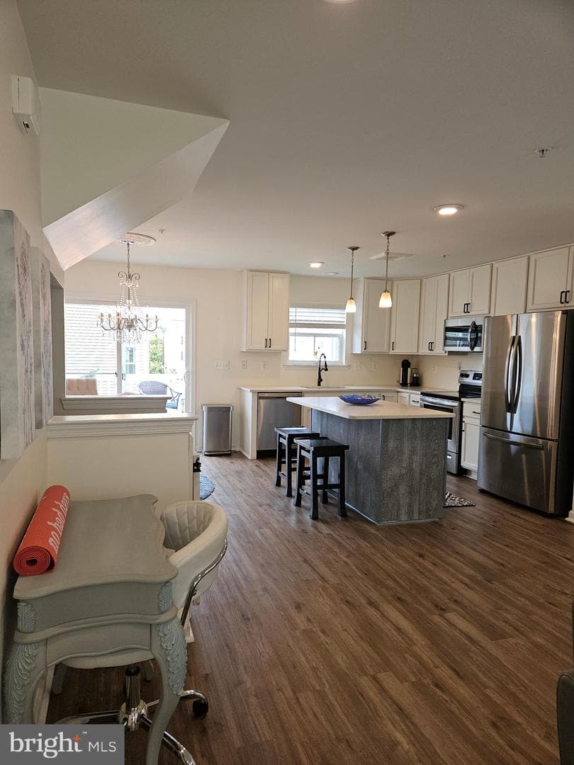 341 Crimson Avenue photo 25