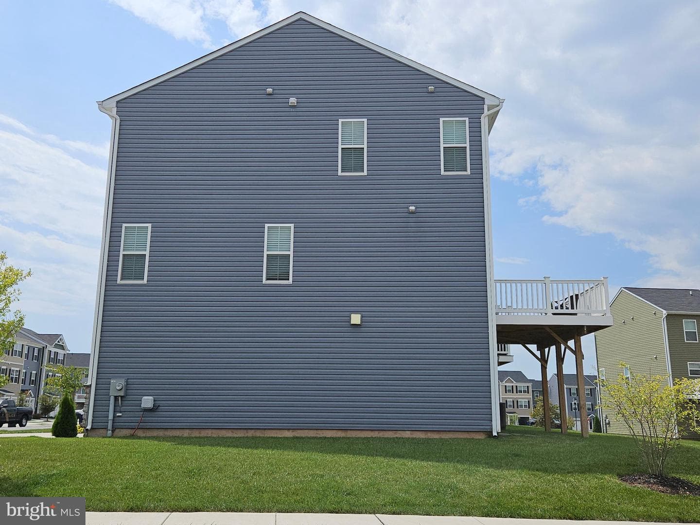 341 Crimson Avenue photo 30