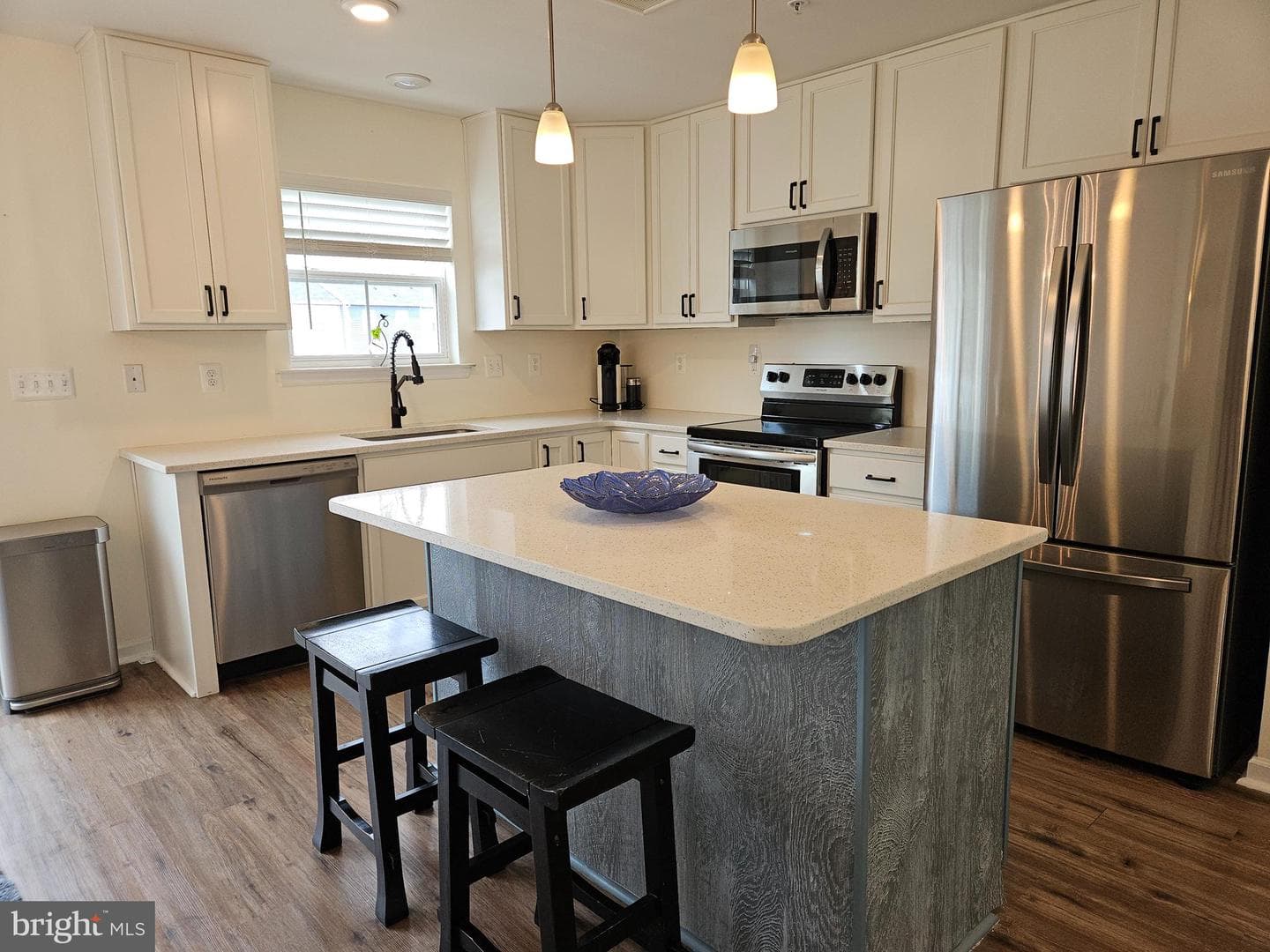 341 Crimson Avenue photo 5