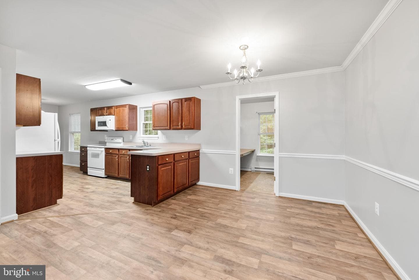 1020 Bird Hill Drive photo 12