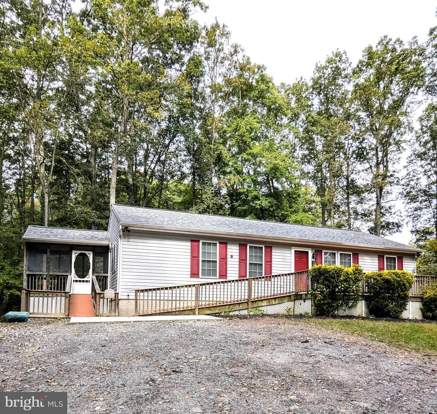 1020 Bird Hill Drive photo 2