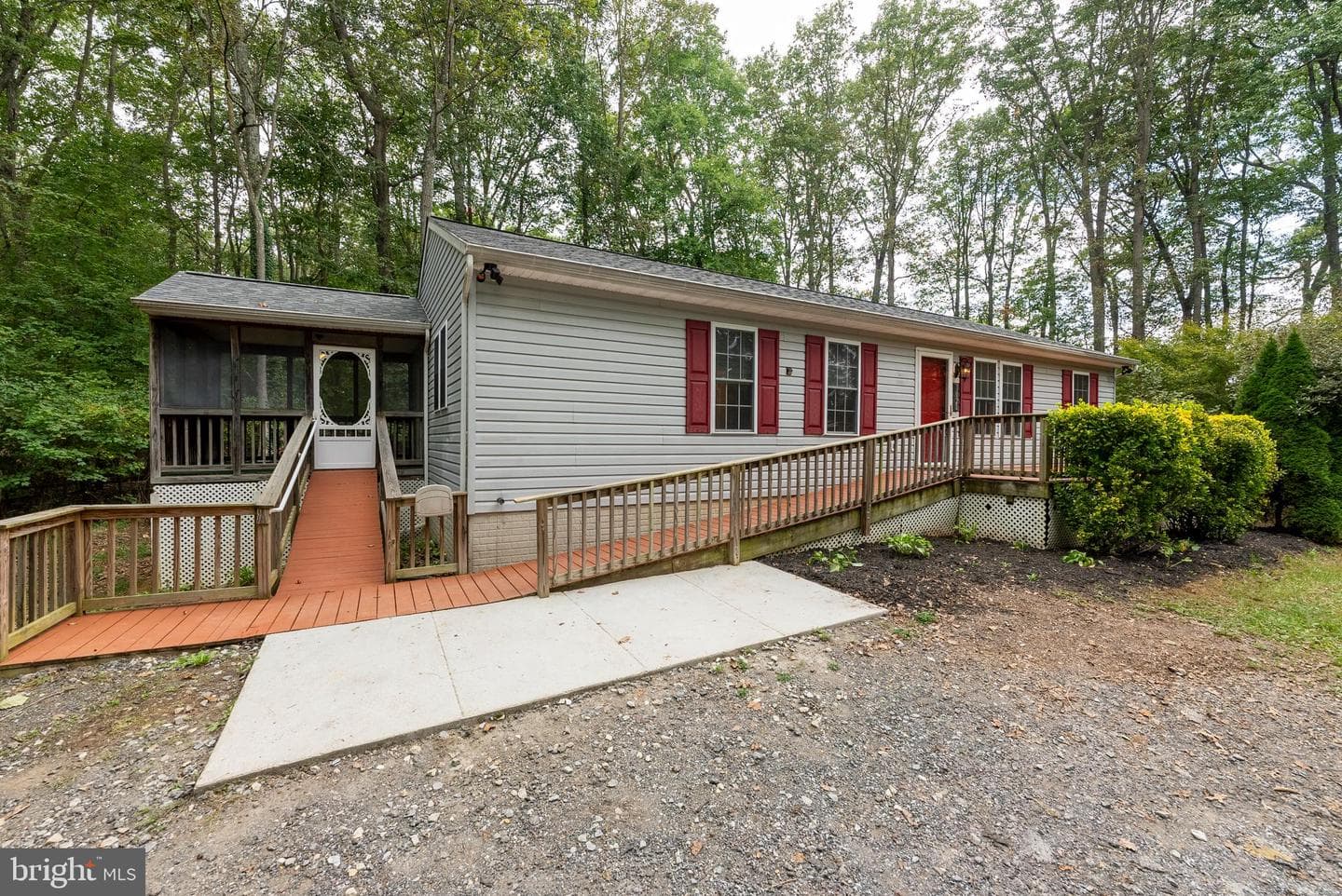 1020 Bird Hill Drive photo 3