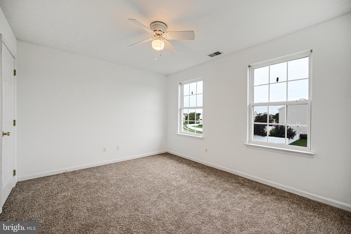 320 O Brien Avenue photo 23