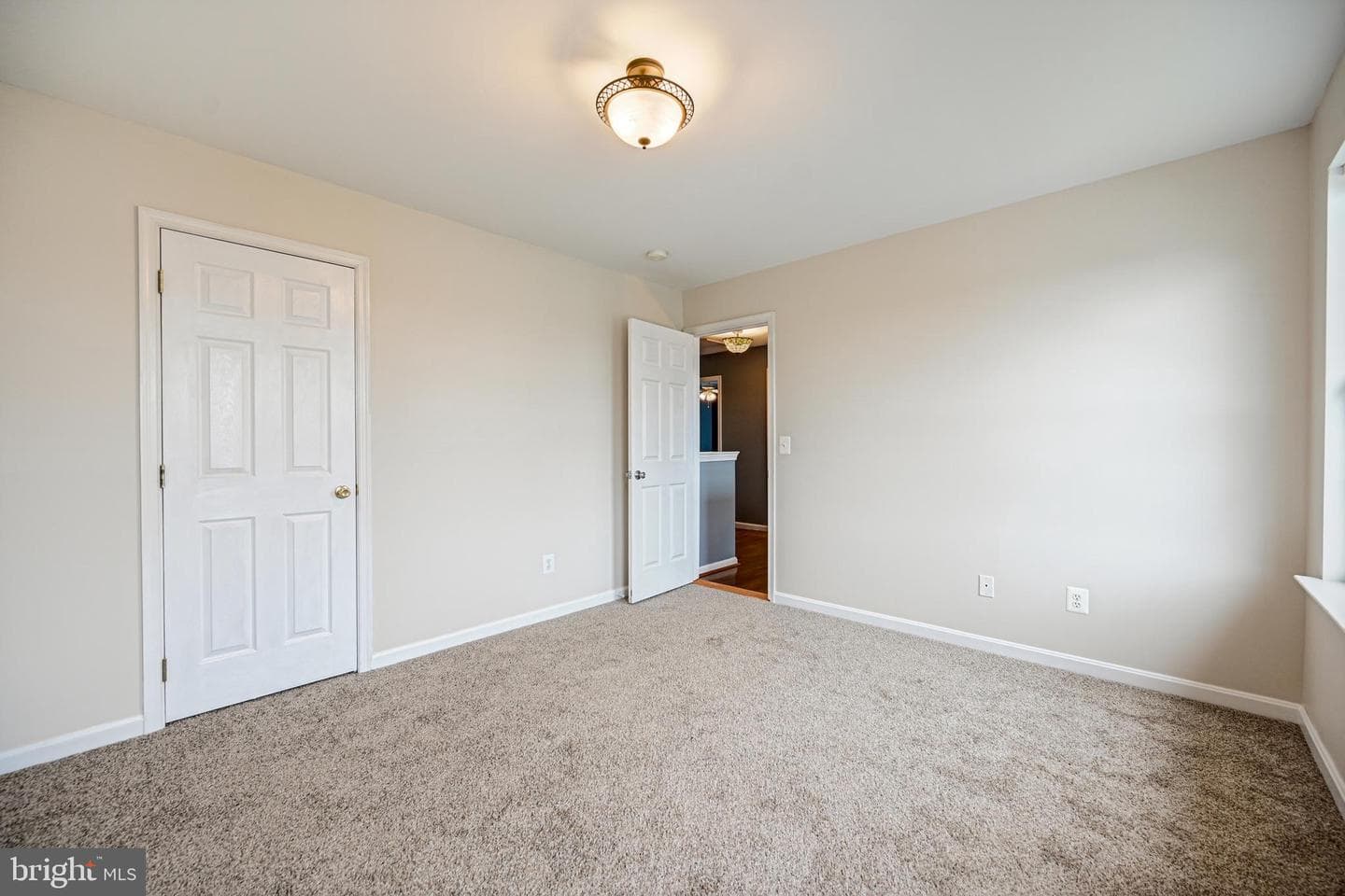 320 O Brien Avenue photo 28
