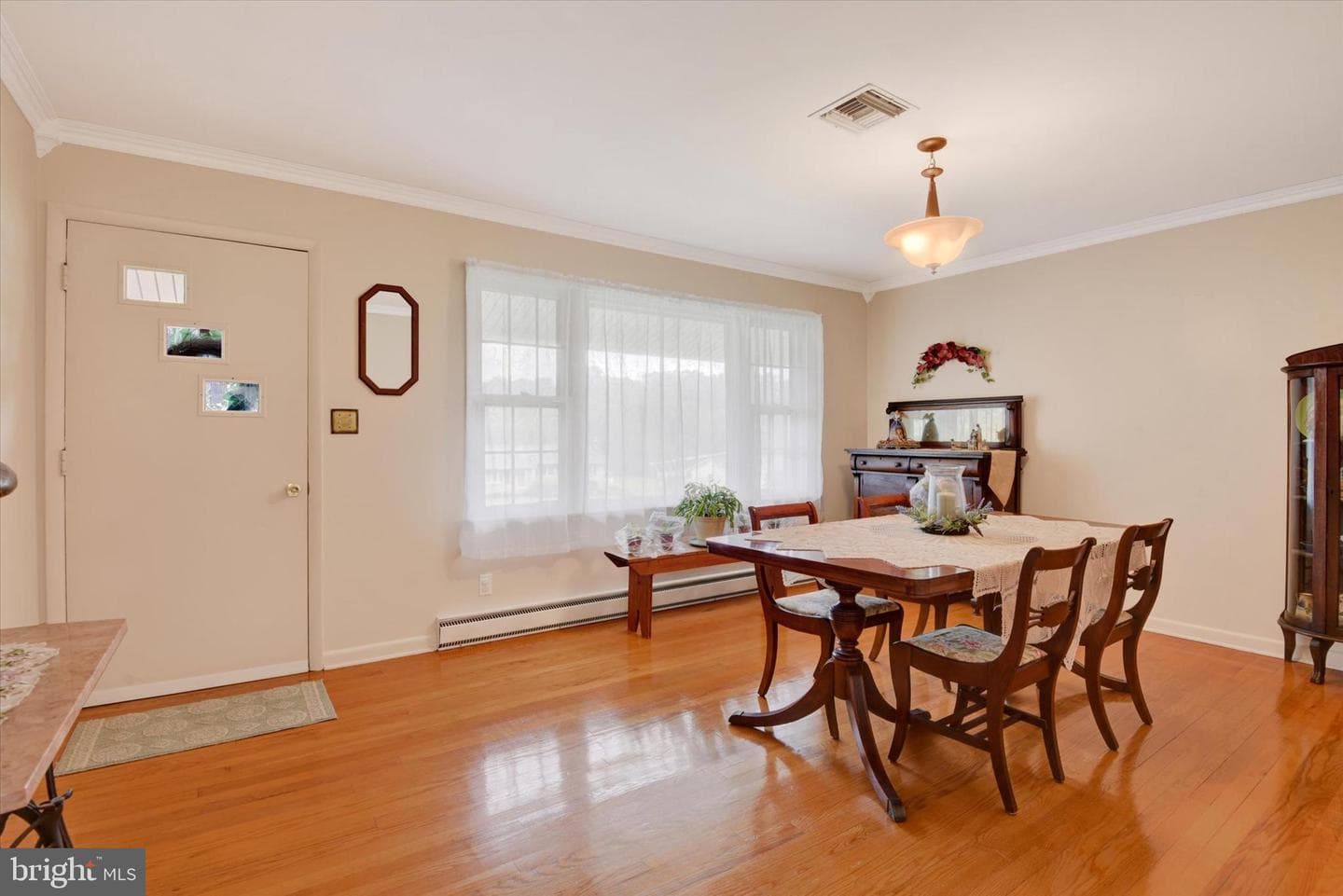 1122 Cedarbrook Road photo 4