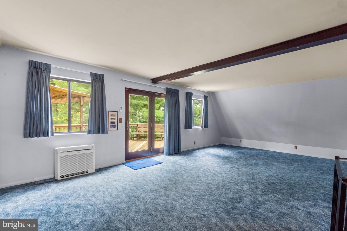 1401 Chazadale Way photo 10