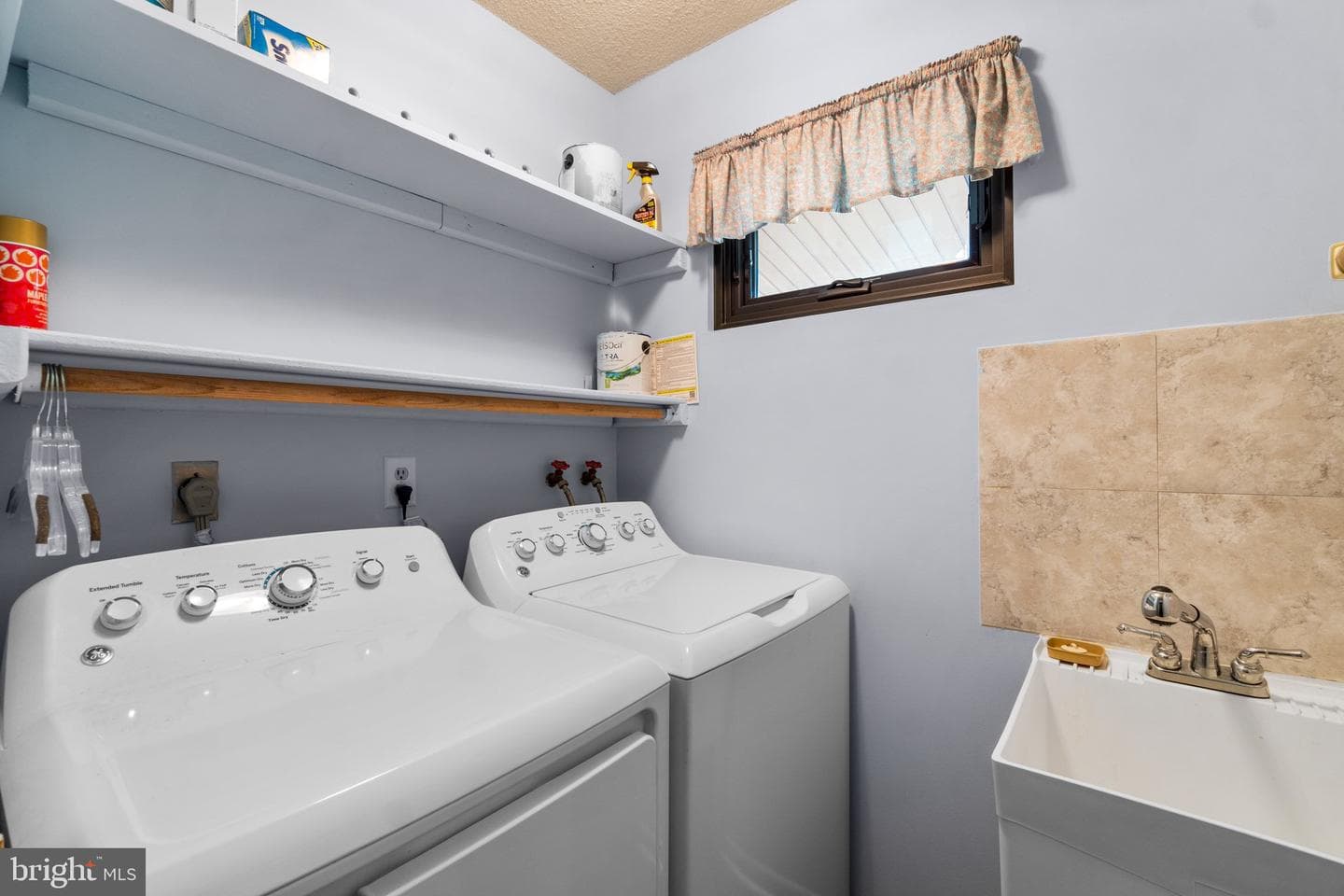 1401 Chazadale Way photo 19