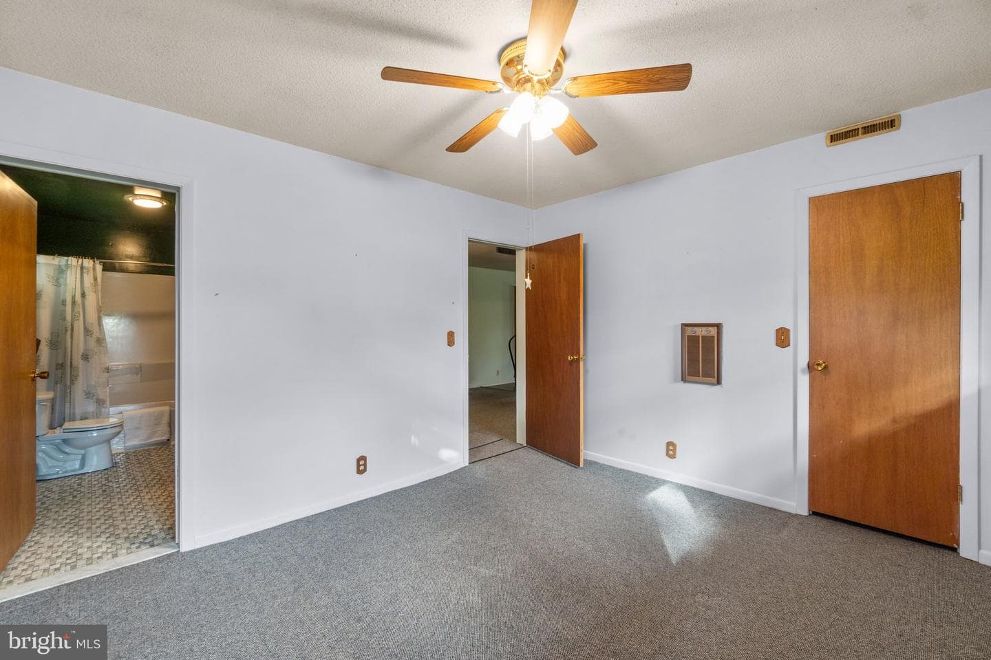 1401 Chazadale Way photo 38