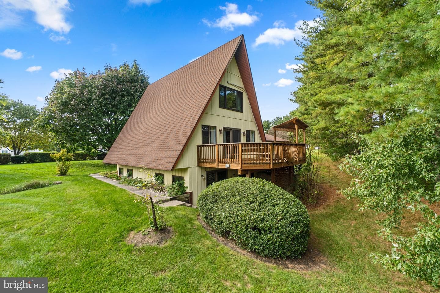 1401 Chazadale Way photo 40