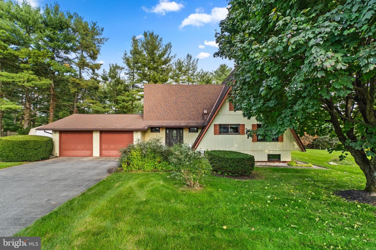1401 Chazadale Way photo 54