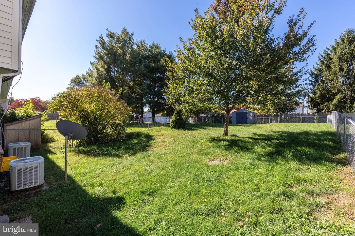 6 Courier Drive photo 16