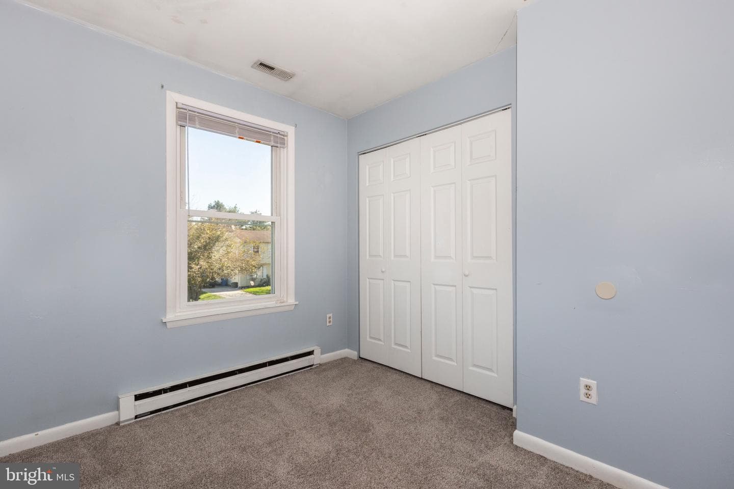 6 Courier Drive photo 8