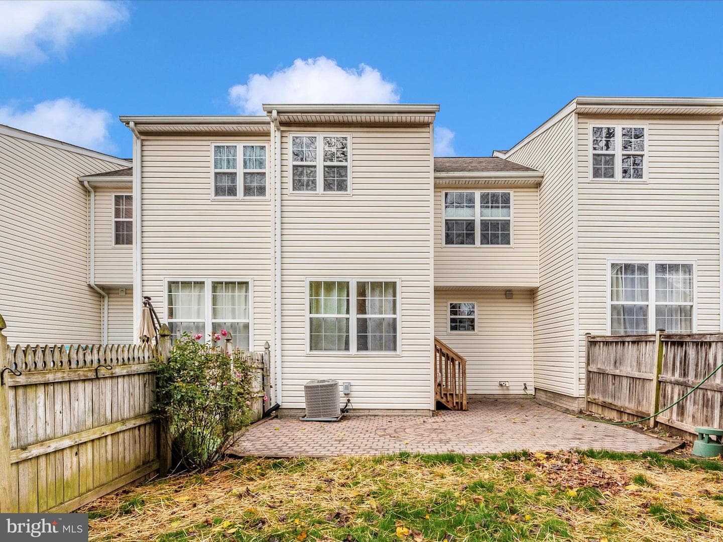 235 Lodestone Court photo 41
