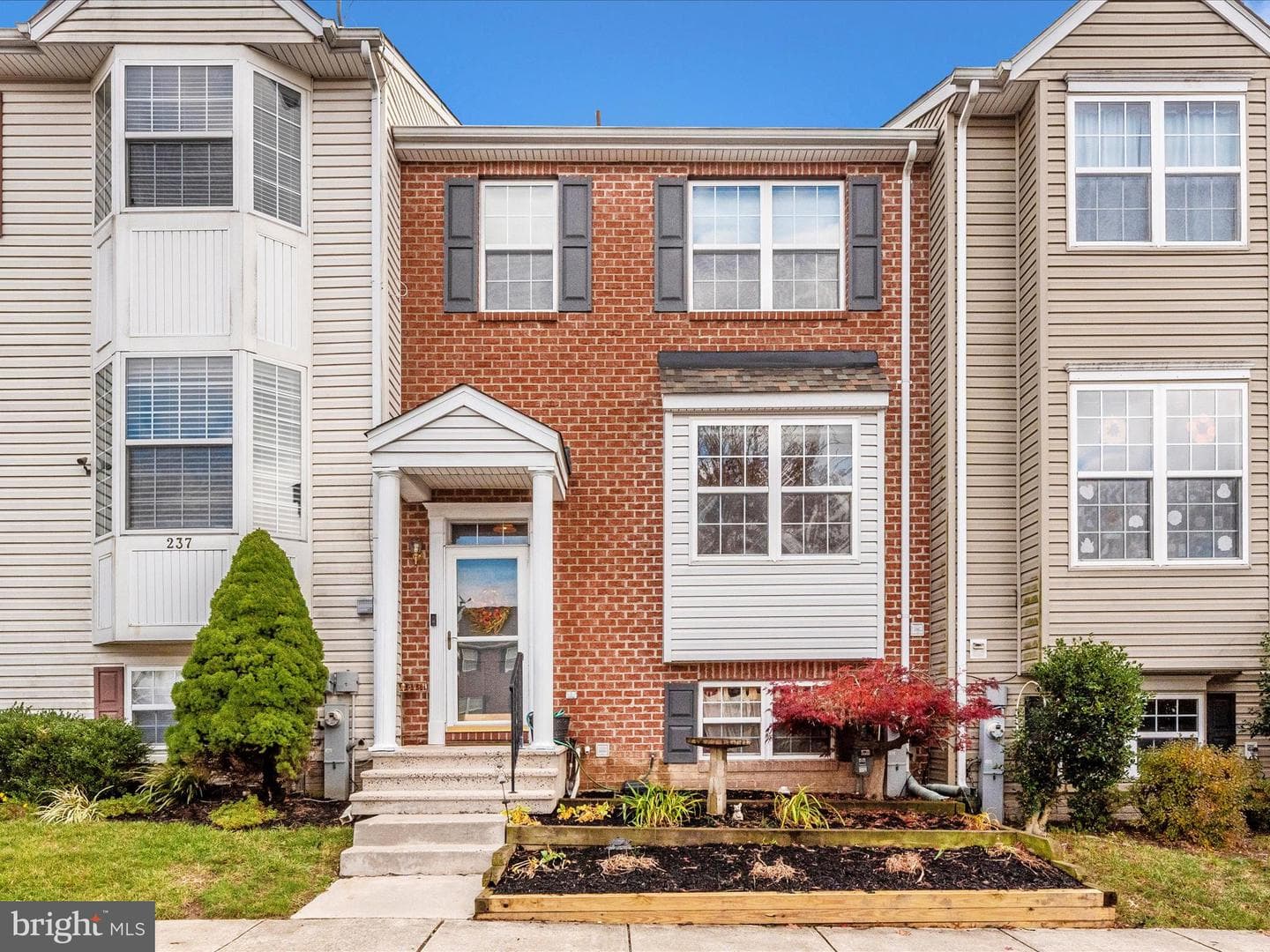 235 Lodestone Court photo 48