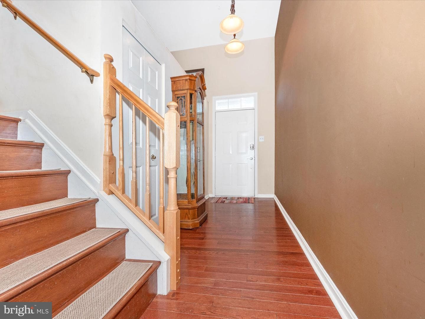 235 Lodestone Court photo 5