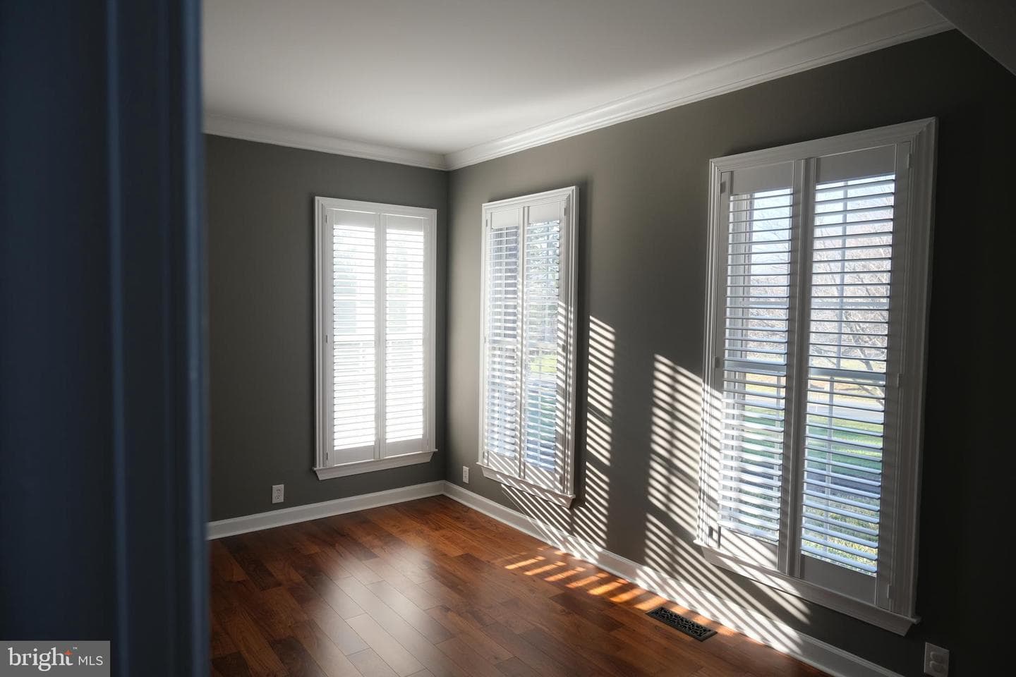 3359 Lawndale Road photo 9