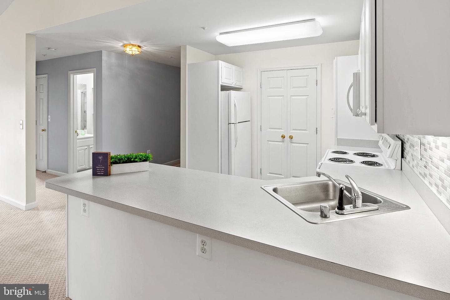 2011 Rudy Serra Drive #3b photo 8
