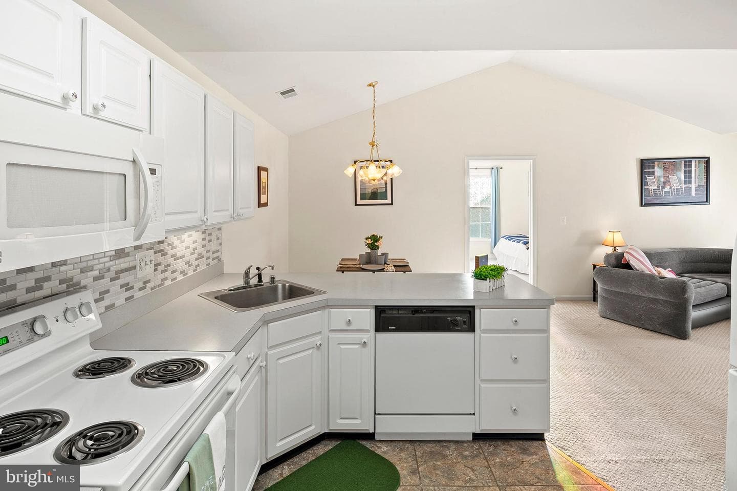 2011 Rudy Serra Drive #3b photo 9