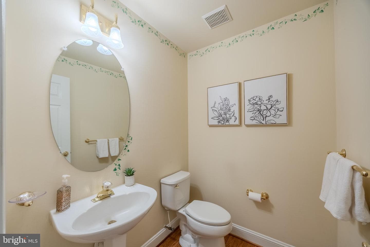 6240 Belmont photo 27