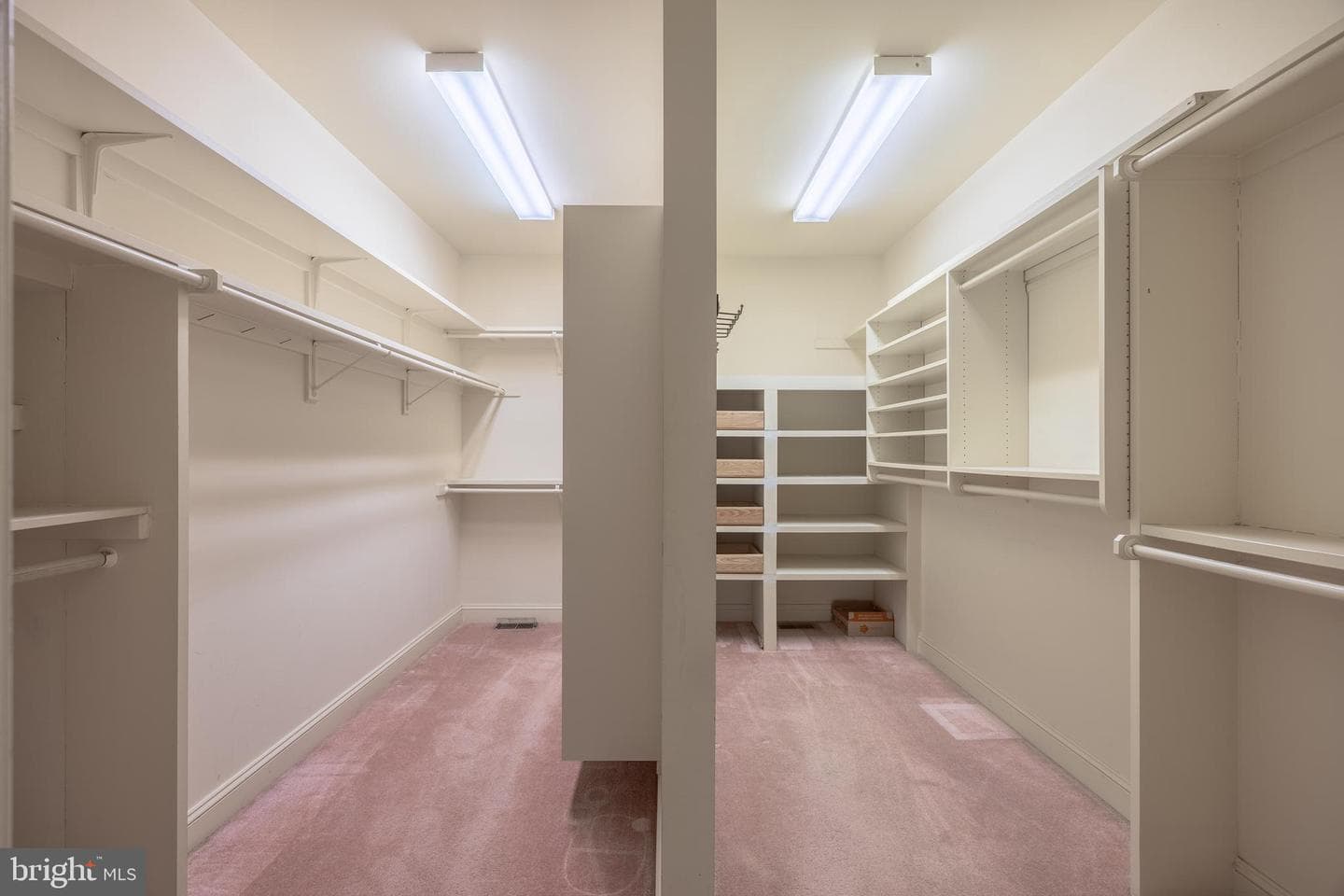 6240 Belmont photo 36