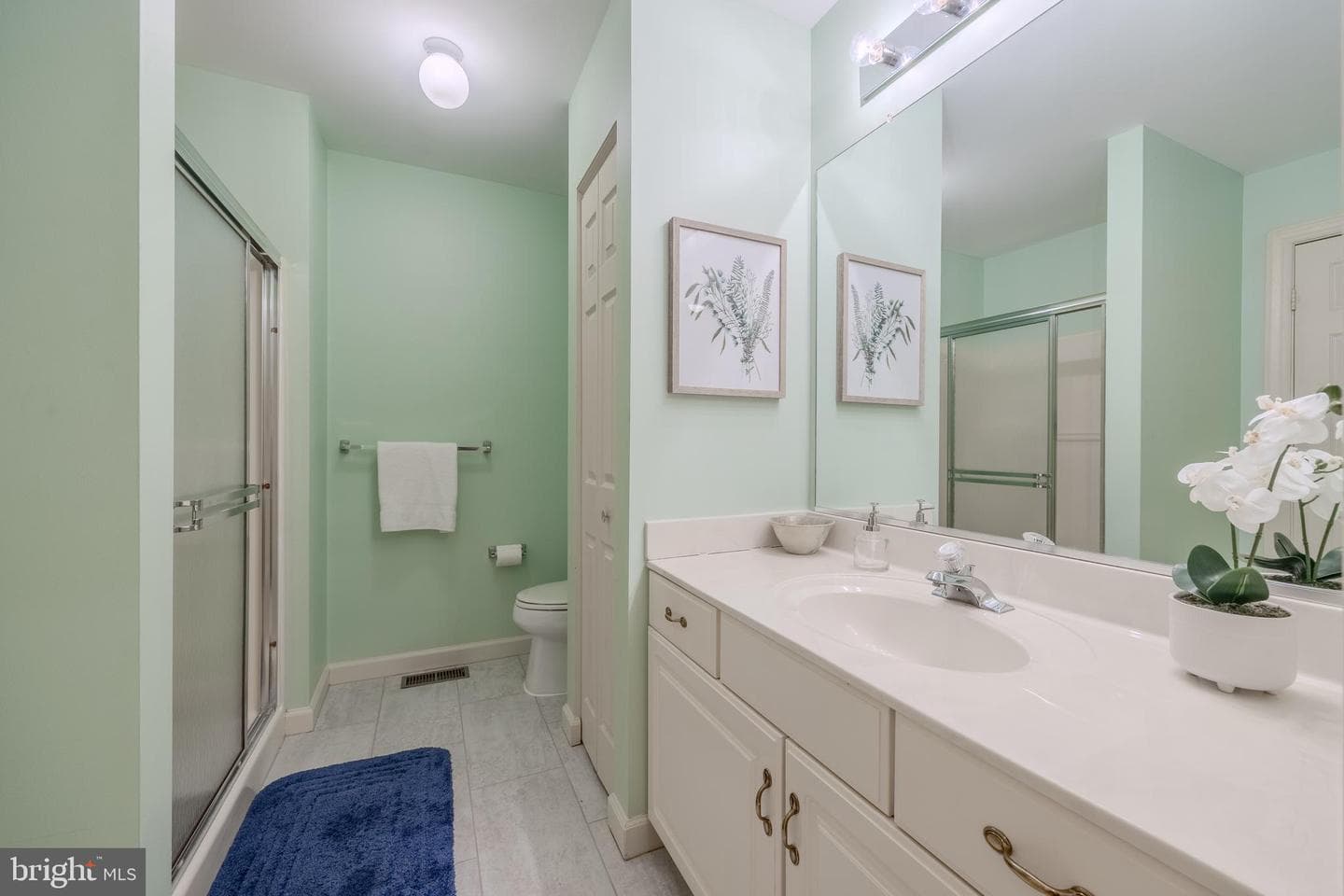 6240 Belmont photo 39