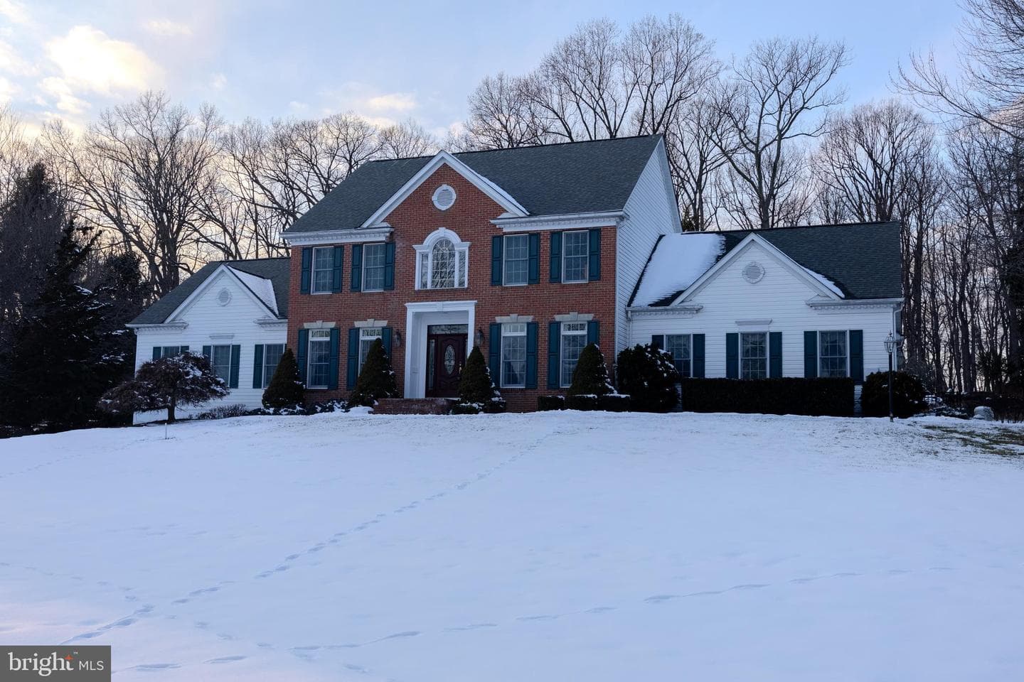 6240 Belmont photo 4