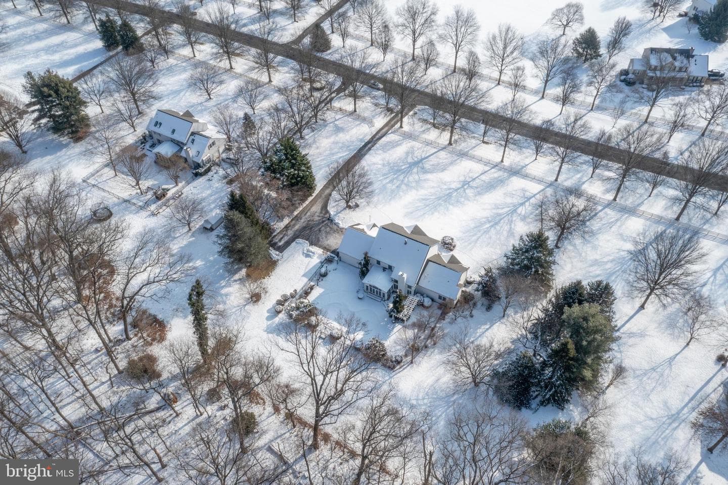 6240 Belmont photo 92