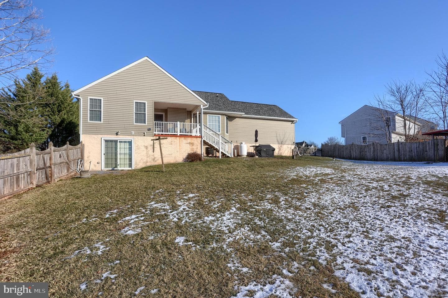 189 Bentley Street photo 31