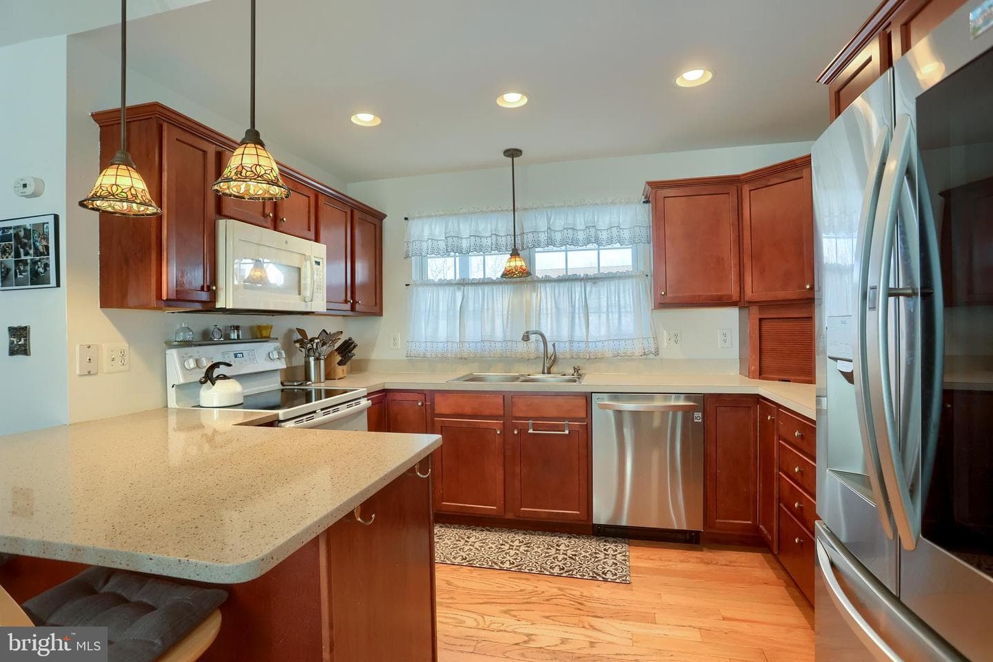 189 Bentley Street photo 6