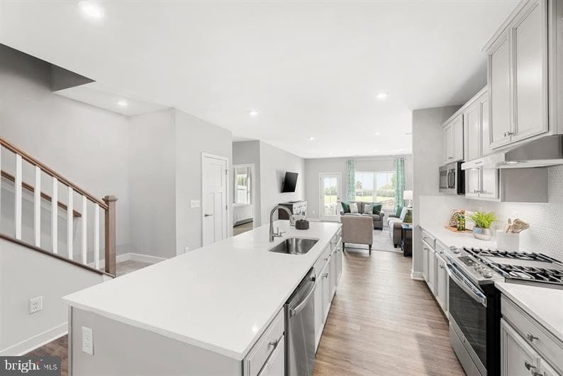 5052 Helton Drive photo 6