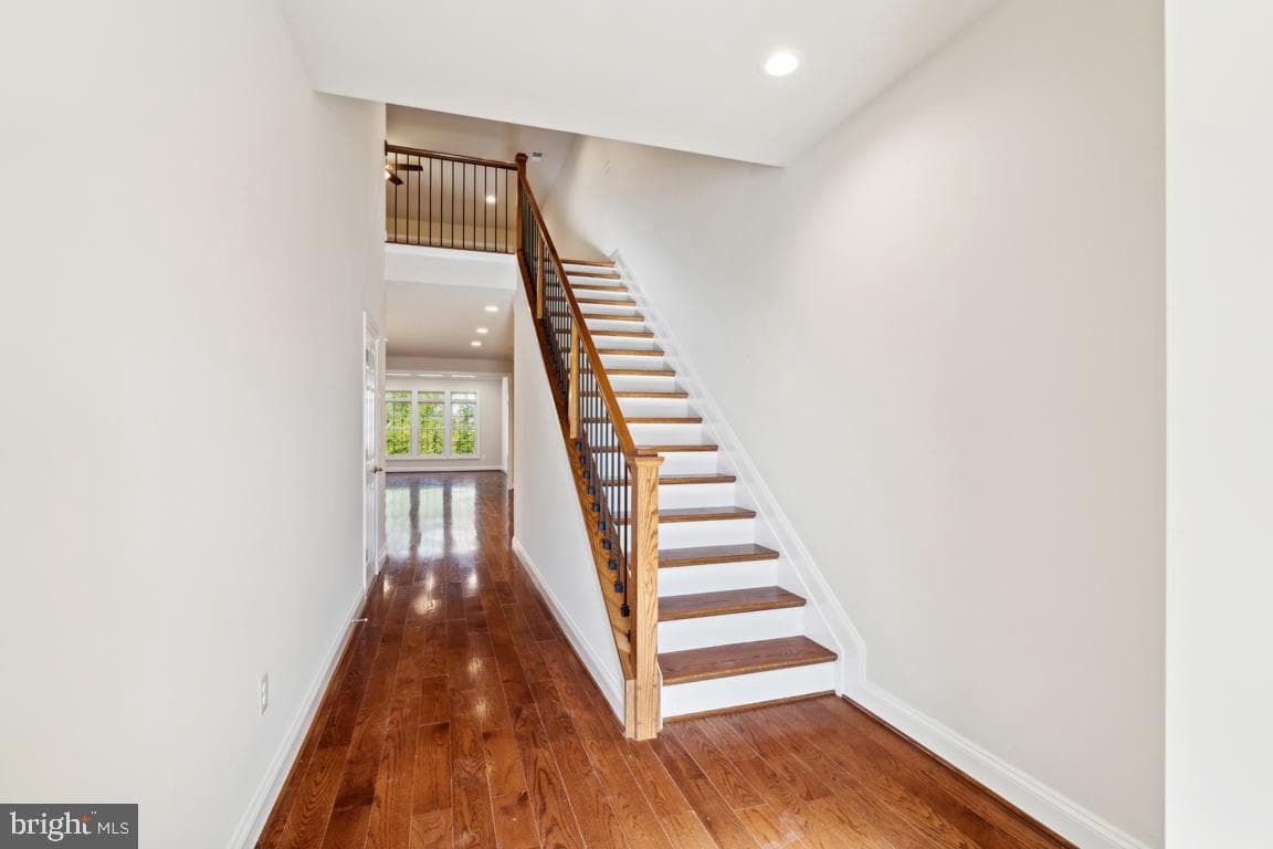 1716 Botanical Ct #24 photo 2