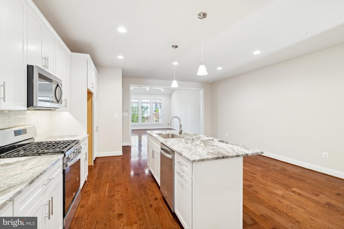 1716 Botanical Ct #24 photo 6