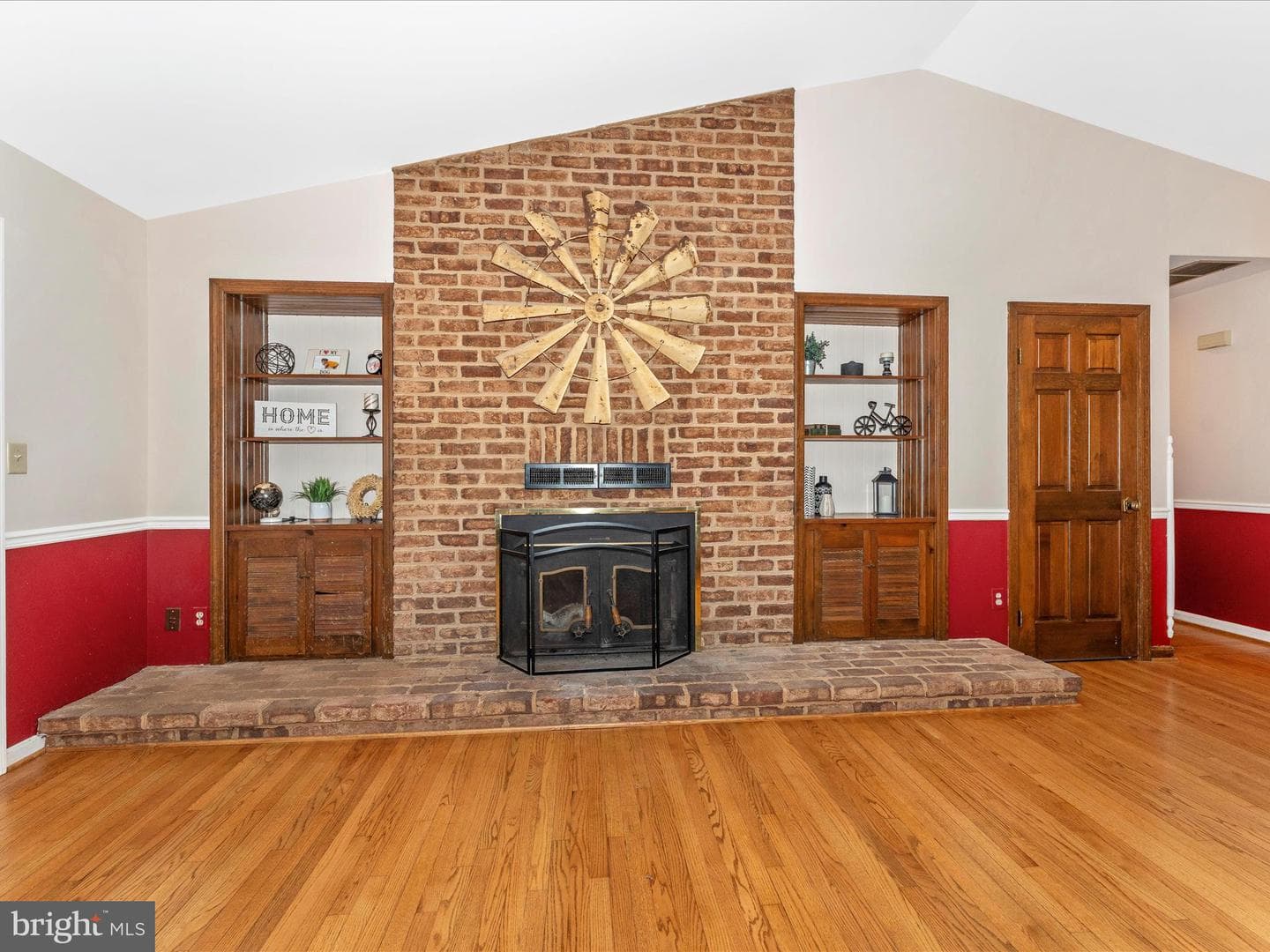 5800 Leslie Lane photo 13
