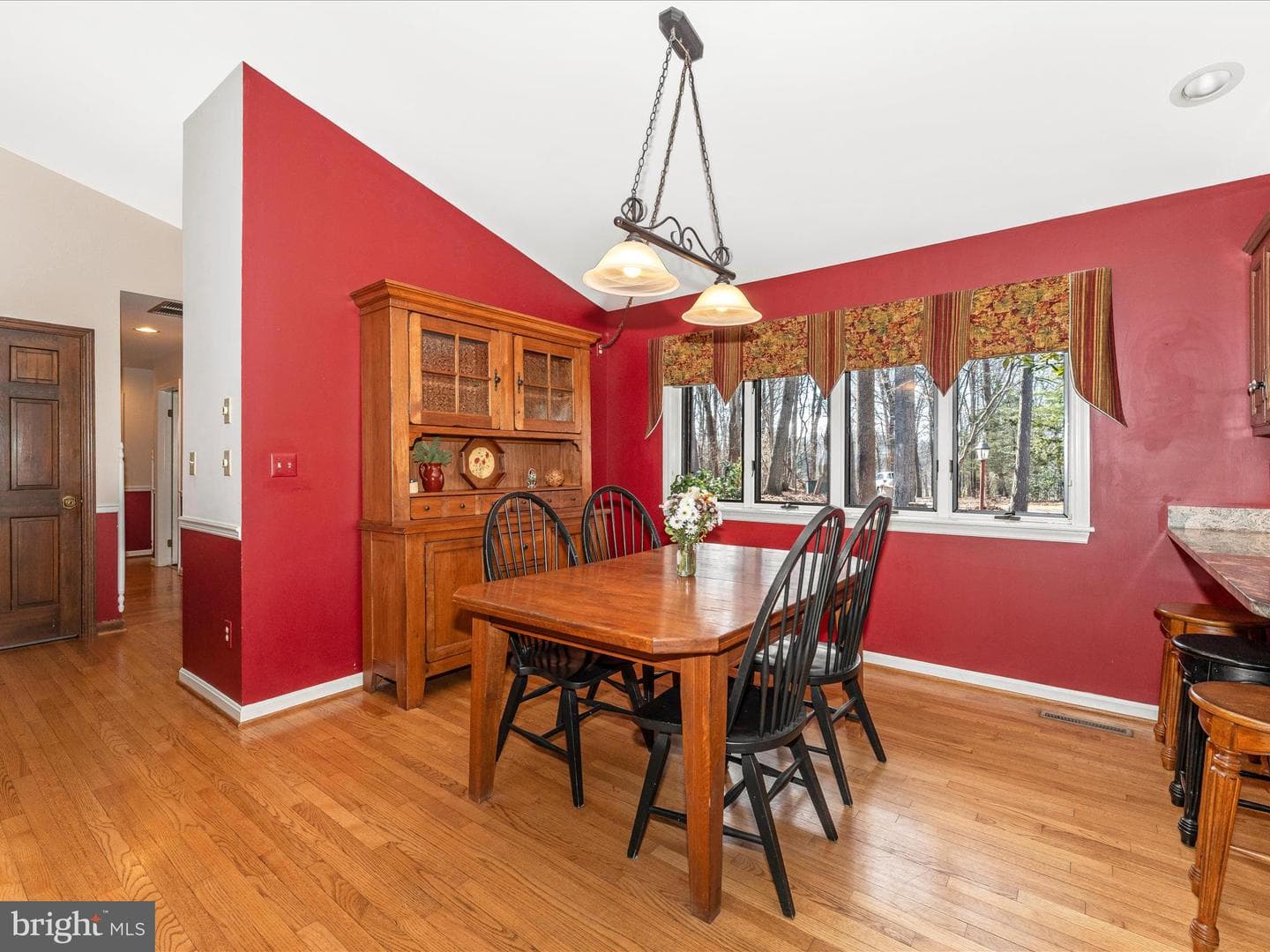 5800 Leslie Lane photo 14