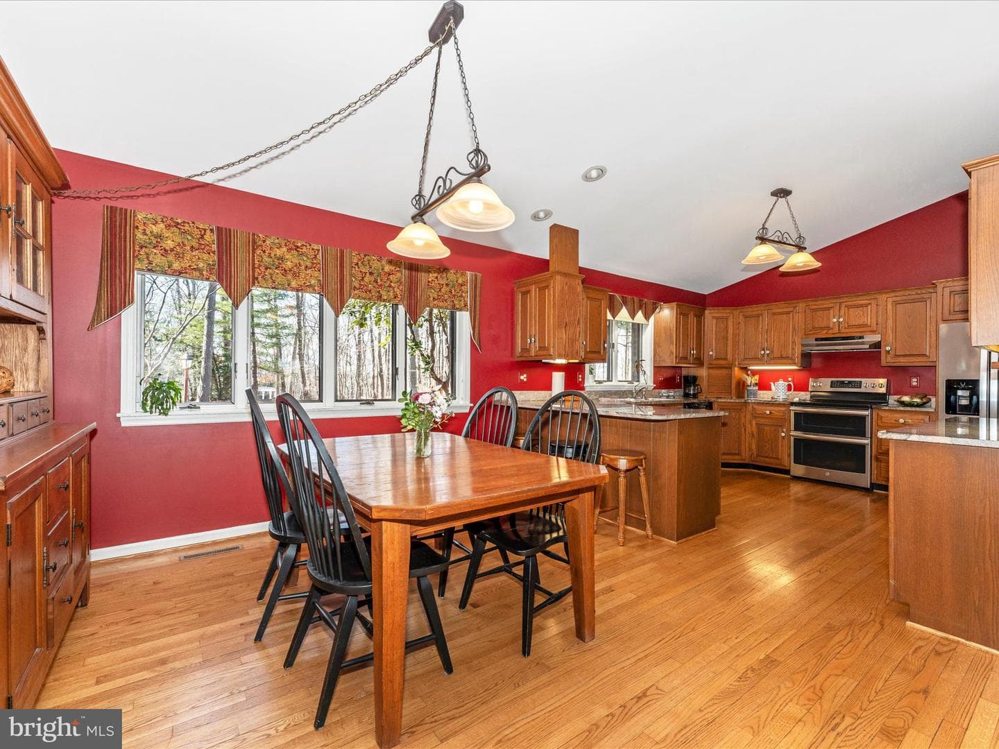5800 Leslie Lane photo 16