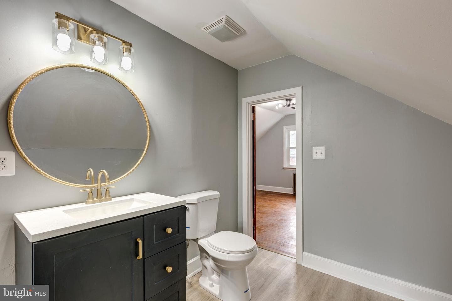 119 W Baltimore Street photo 32