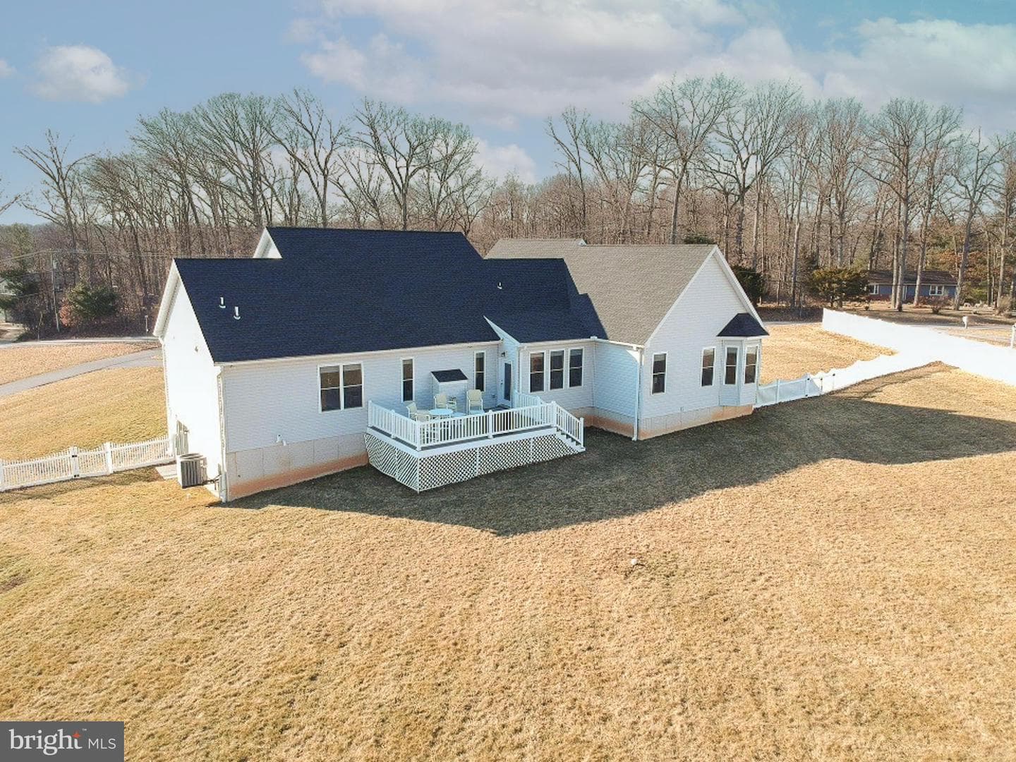 2901 Lineage Drive photo 35