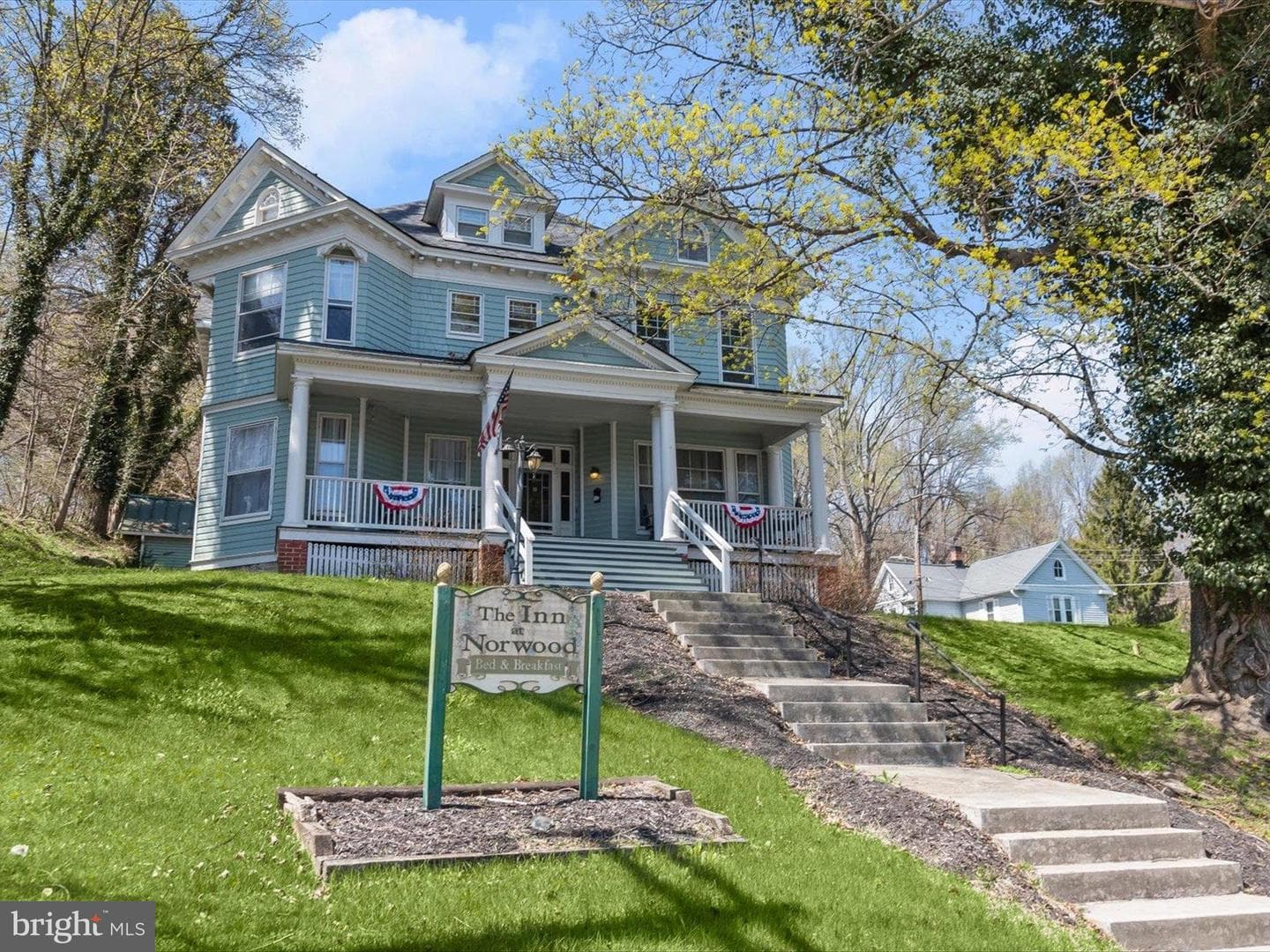 216 Riverview Court photo 107