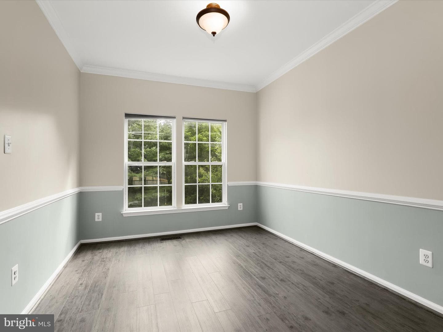 216 Riverview Court photo 15