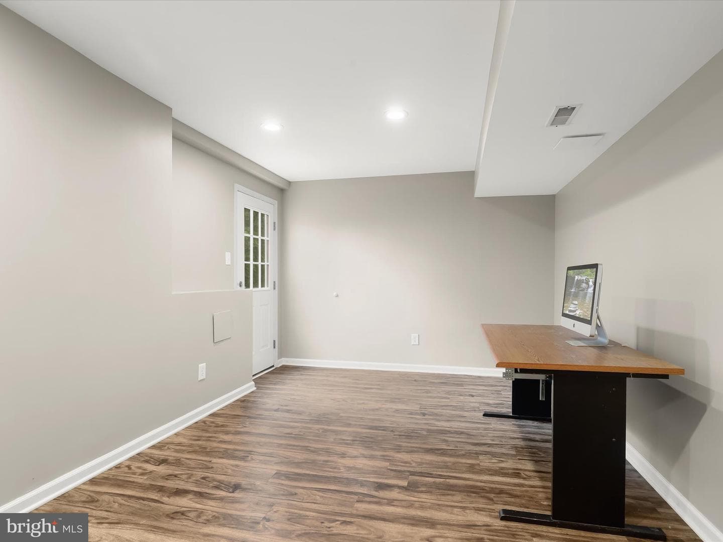 216 Riverview Court photo 51