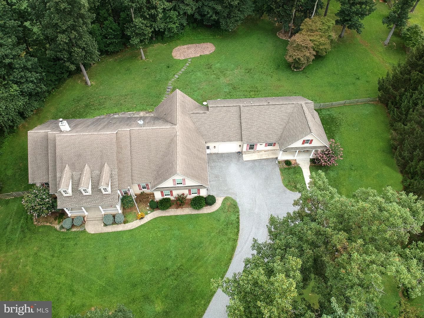 4926 Hoffmanville Road photo 3